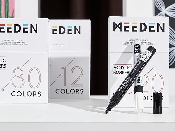 MEEDEN Artist Black & White Paint Pens - 10 Replaceable Tips & 1 Tweezer Acrylic Markers for Visible Large Capacity - Water-Based Quick Drying Paint Markers for Wood, Metal, Rock Painting, Canvas