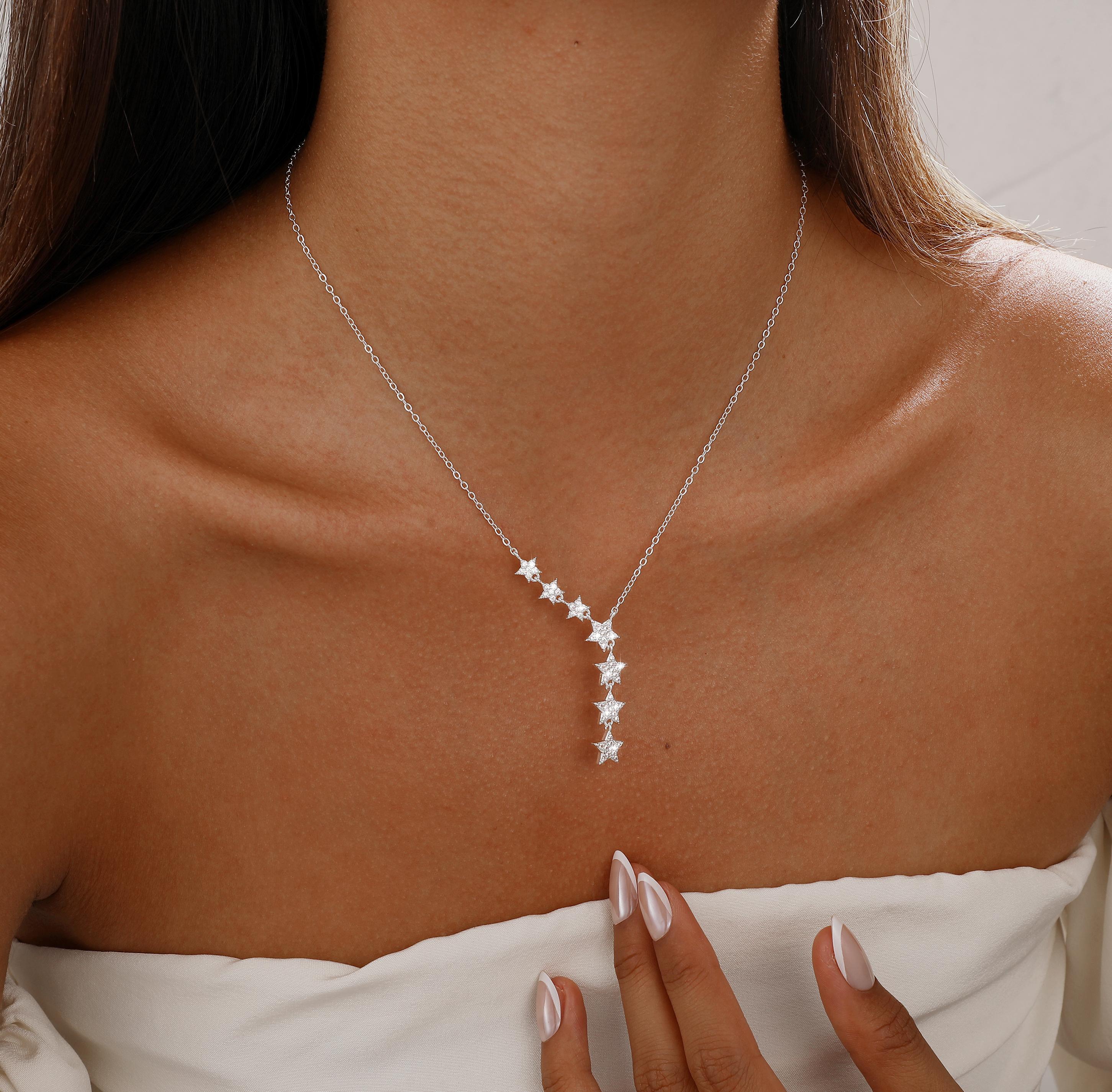 CAROVO Crystal Dainty Star Necklace for Women 18K Gold Plated Star CZ Charm Statement Y-Necklace Gold/Silver Shining Exquisite Choker Necklace for Women Adjustable Jewelry Gifts SpringStatements