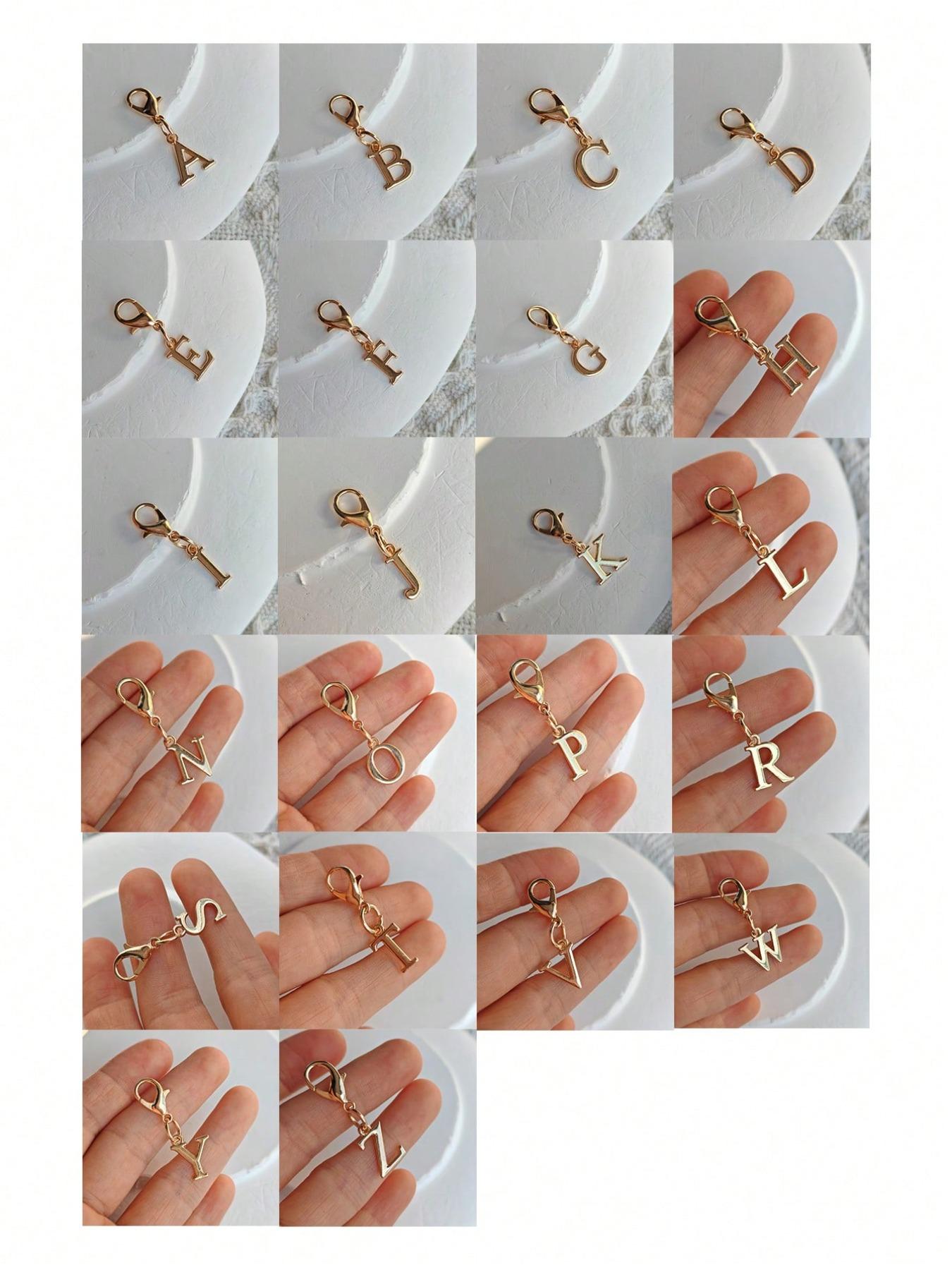 Alphabet A-Z Keychain - Sophisticated and elegant gold metal alphabet keychain with lobster clasp, suitable for vacations, dates, beach activities, shopping, commuting and studying, etc. Ideal for wallets, backpacks and car keys |.