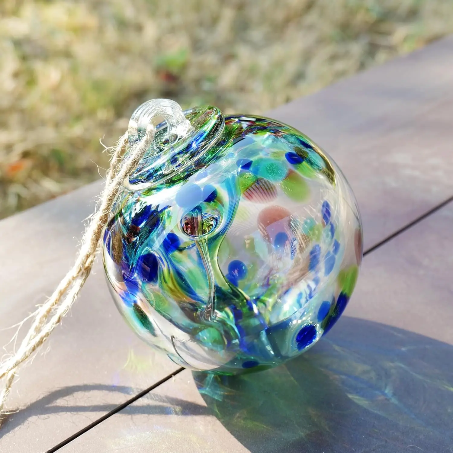 4 Inch Garden Hanging Gazing Ball Hand-Blown Glass for Hanging Gardens Window Outdoor Gazing Ball Witch Balls Glass Ornament (Bule and Purple)