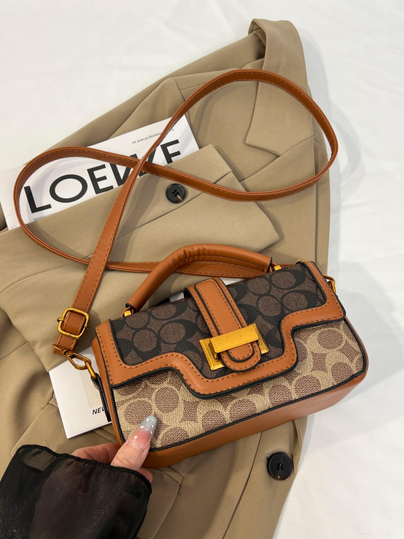 Compact Yet Spacious Bag, Short Handle & Adjustable Straps, Perfect for Commuting/date/walking, Leather Patchwork & Metal Buckle, Versatile Color