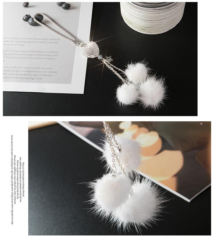 Fluffy Heart Rearview Mirror Charm, Cute Fuzzy Car Accessories for Women, Aesthetic Car Interior Hanging Decoration, Gift for Her