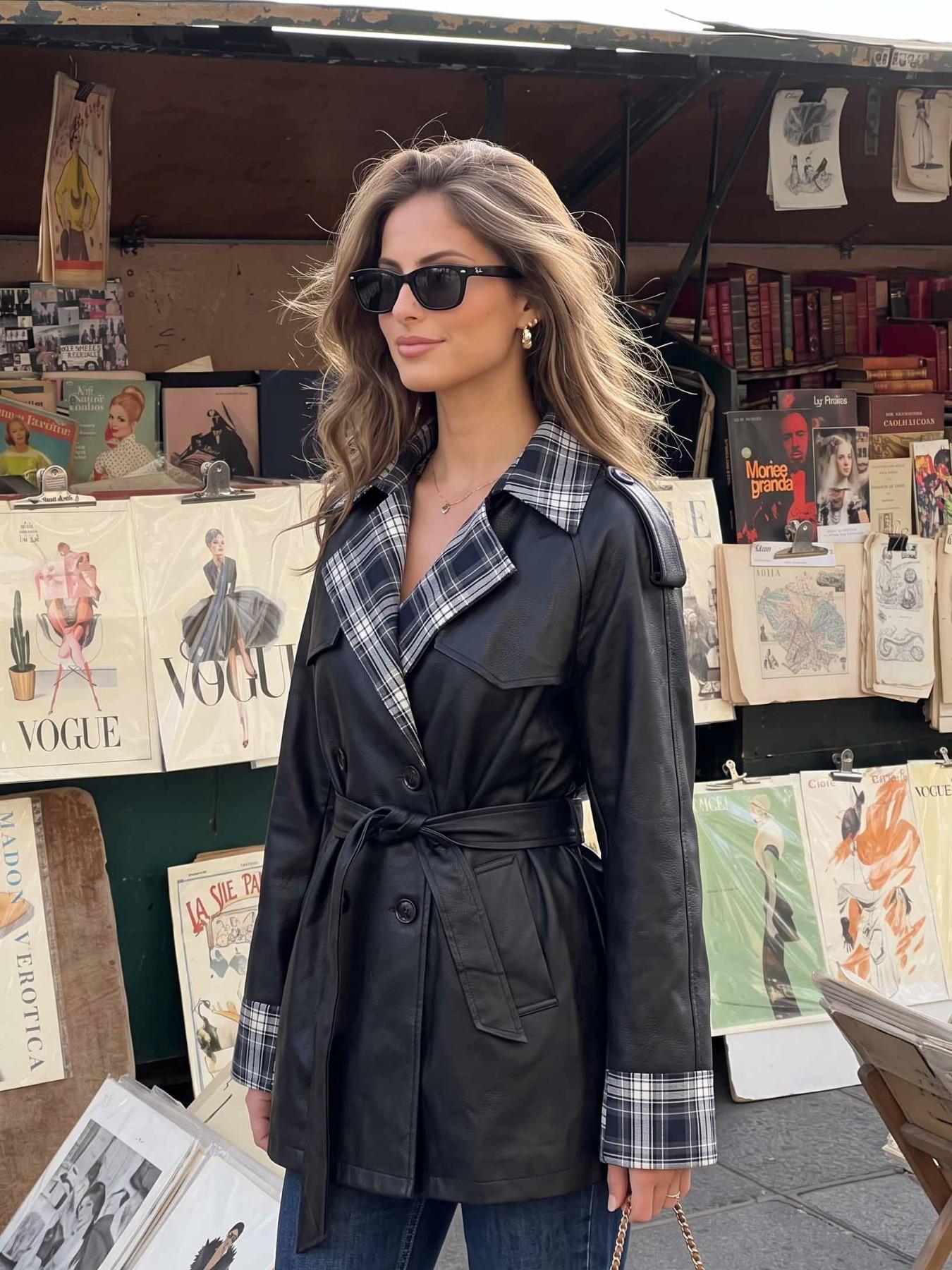 2026 Fall Winter New British Style Aesthetic Short Trench Coat for Women, Stand Collar Patchwork Plaid Fashion Loose Outerwear, Trendy Ladies Jacket