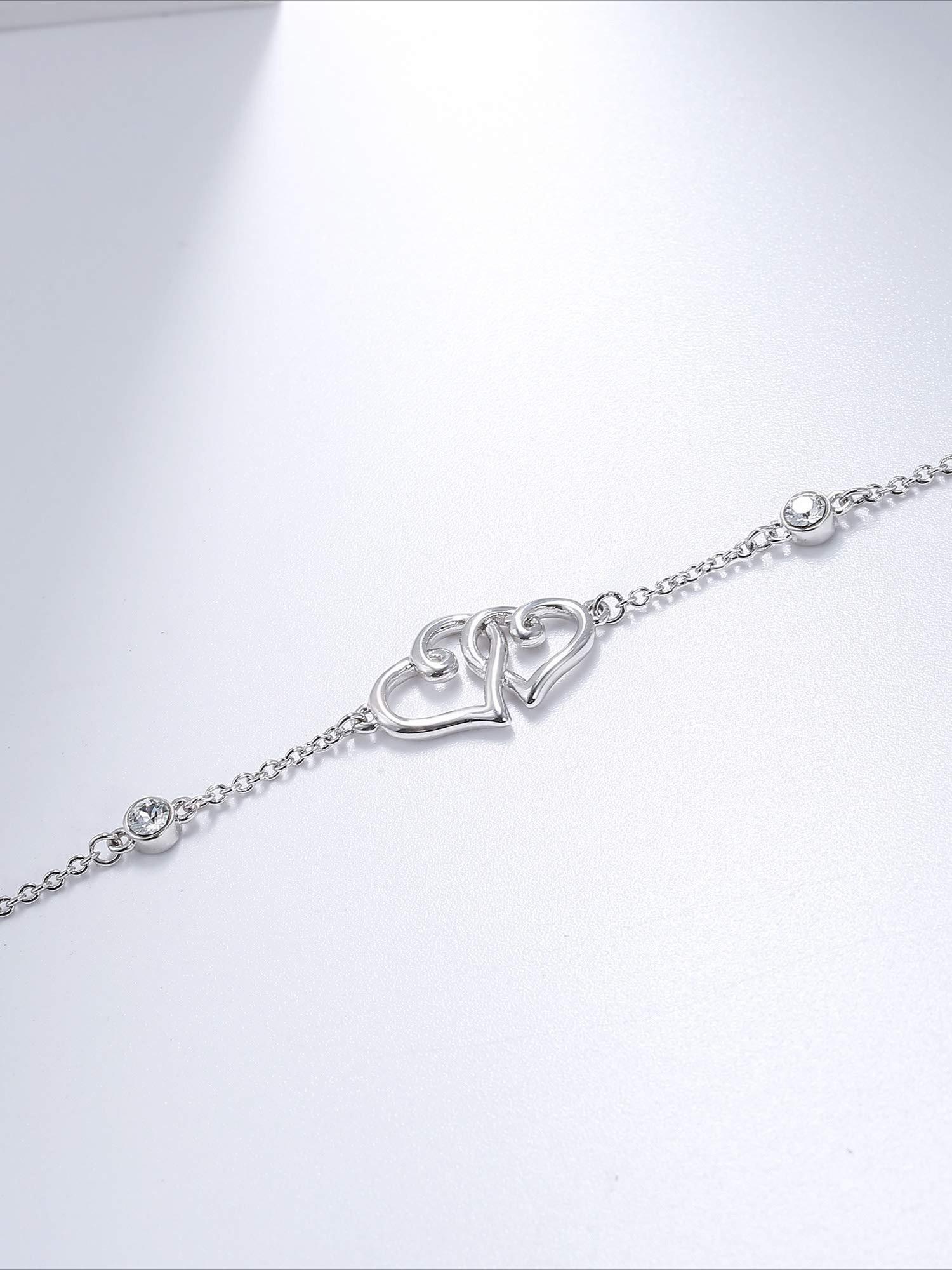 1 Pc Romantic Sophisticated Silvery Sweet Hearts Bracelet for Women Men Sleek Heart-inspired Design with Brilliant Swarovski Crystal Luxurious Glamorous Appearance Skin-friendly Premium Copper Adjustable Chain Hypoallergenic Durable Lightweight Bracelet