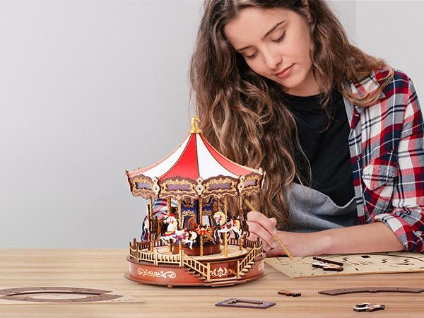 【Christmas Gift】Rolife Classic Carousel 3D Wooden Puzzle DIY Music Box Kit Create Your Own Musical Carousel Perfect Gift for Craft Lovers Birthday Christmas Anniversary Home Decor Idea Fun and Relaxing DIY Project for Adults and Teens Unique Wooden Puzzle