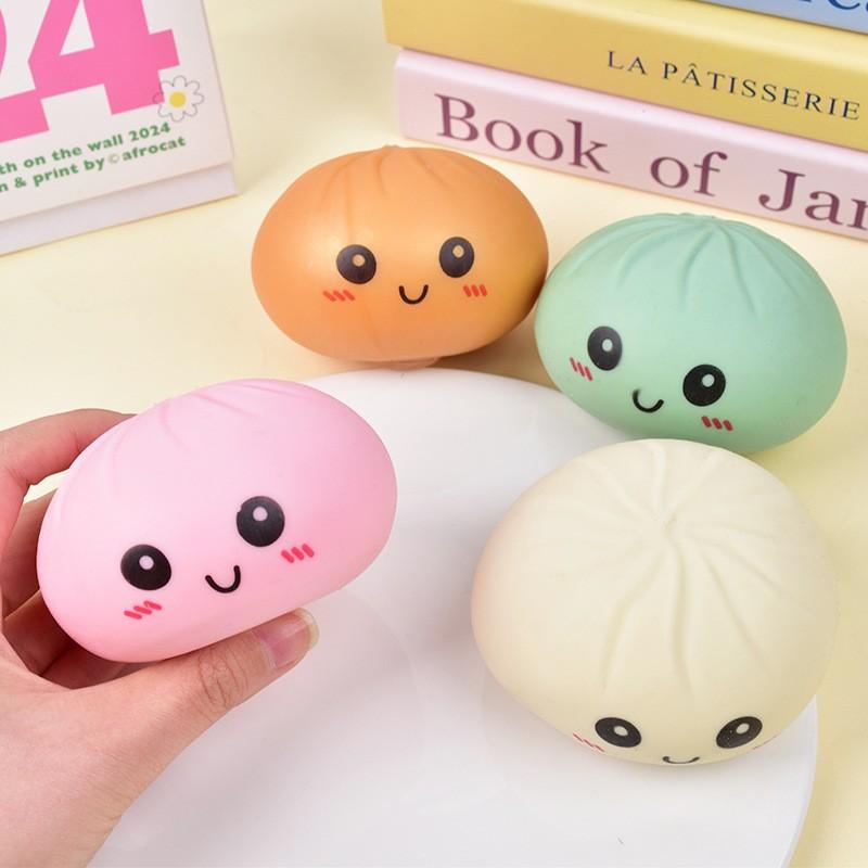Smiling Face Emoji Big Dumpling Squishy, Mystery Bun Fidget Toy, Soft TPR Material, Decompression Squeeze, Stress Relief Unboxing Surprise, Stress Relieving Accessory, Random Style Per Pack, Gift for Kids, Anxiety Relief Products