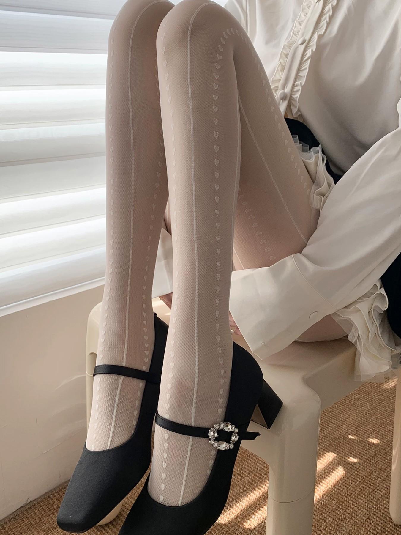 Slimming Heart Vertical Stripe Sheer Pantyhose, Vintage Vertical Stripe Stockings, Anti-Pick High Elastic Long Tube Socks Y2K Girl