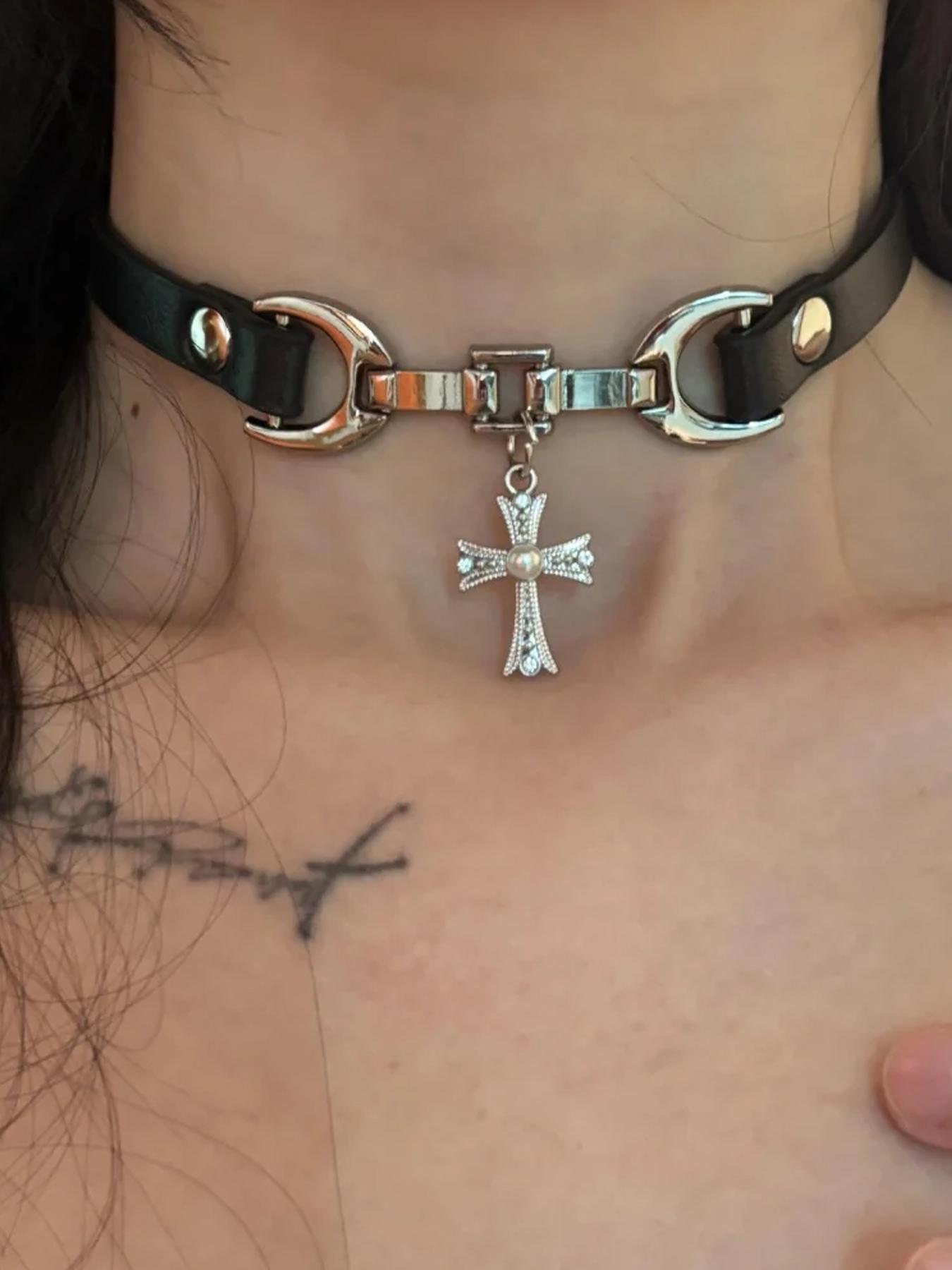 Women's Punk Style Leather Adjustable Star Necklace, Dark Metal Gothic Cross Star Butterfly Pendant Design, Party Personalized Jewelry Accessory