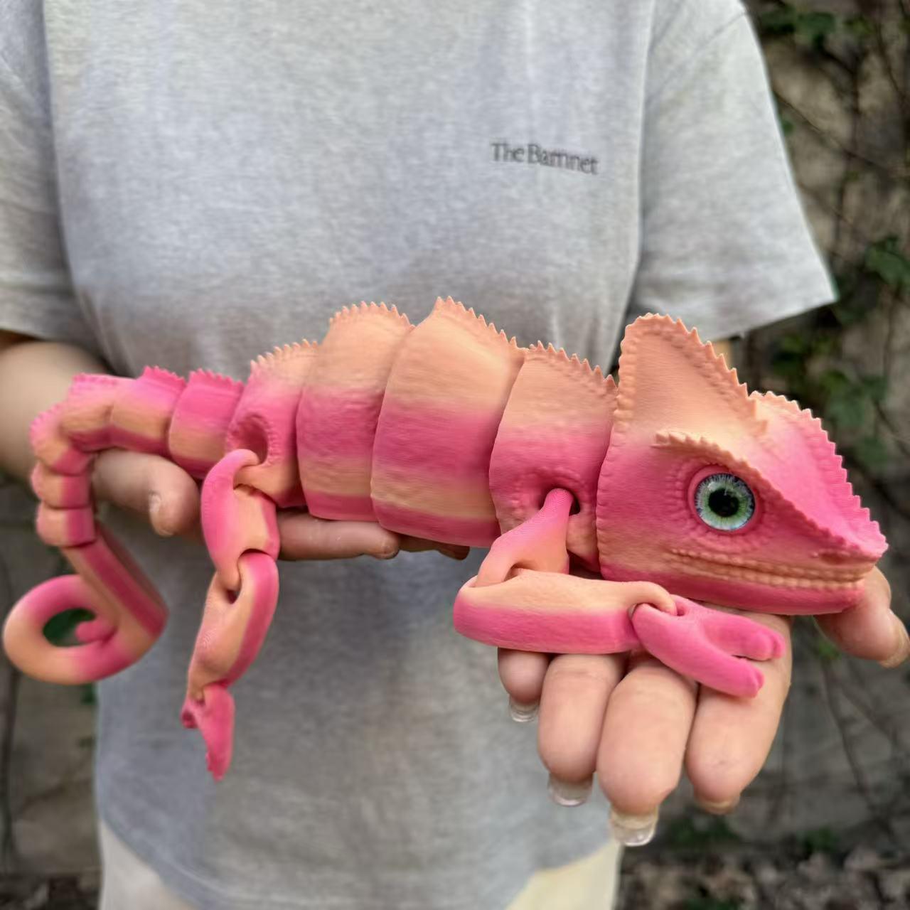 3D Printed Chameleon Figurine with Realistic Eyes, Moving Joints, Articulated Fidget Figurines, Home Decor, Christmas Gift, Birthday Present, Animal Statue