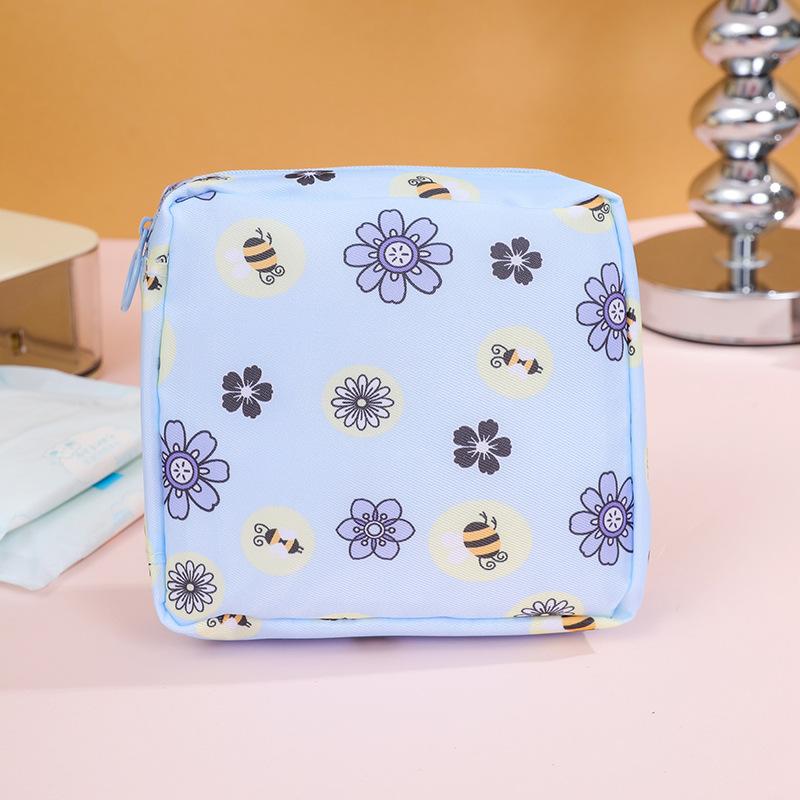 Cartoon Pattern Sanitary Napkin Storage Bag, 1 Count Portable Menstrual Pad Storage Bag, Small Zipper Space-Saving Pouch, Space Saving Bags for Outdoor Travel and Home Organizer Supplies #GLOBAL PICKS