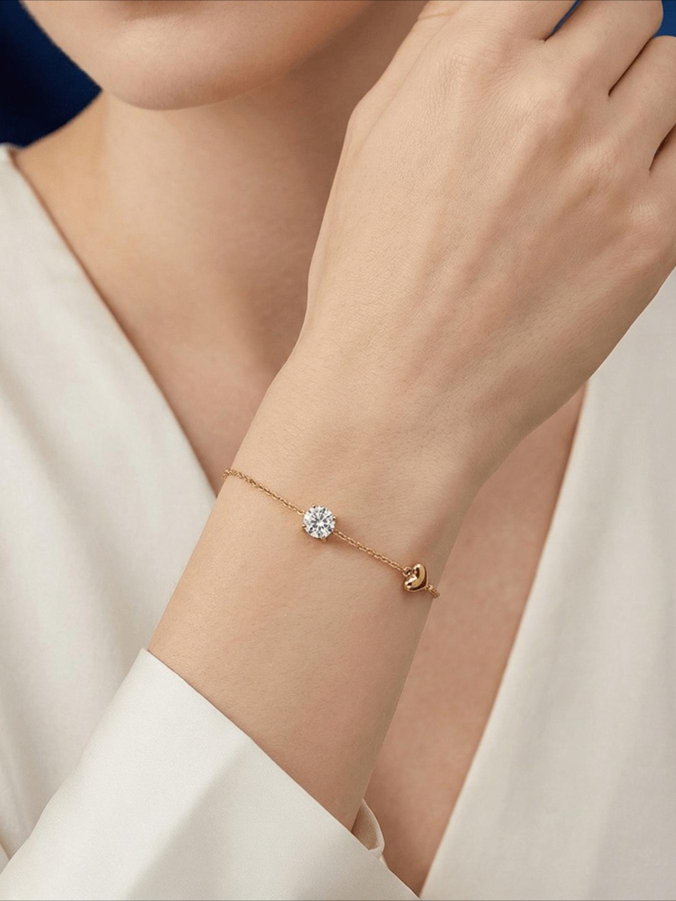 1pc 0.3Carat Golden Single Synthetic Moissanite Heart-shaped Bracelet, A Romantic Jewelry Item That Signifies Commitment. A Fashionable Accessory Suitable for Both Men and Women, Exquisite Accessories, with Box.