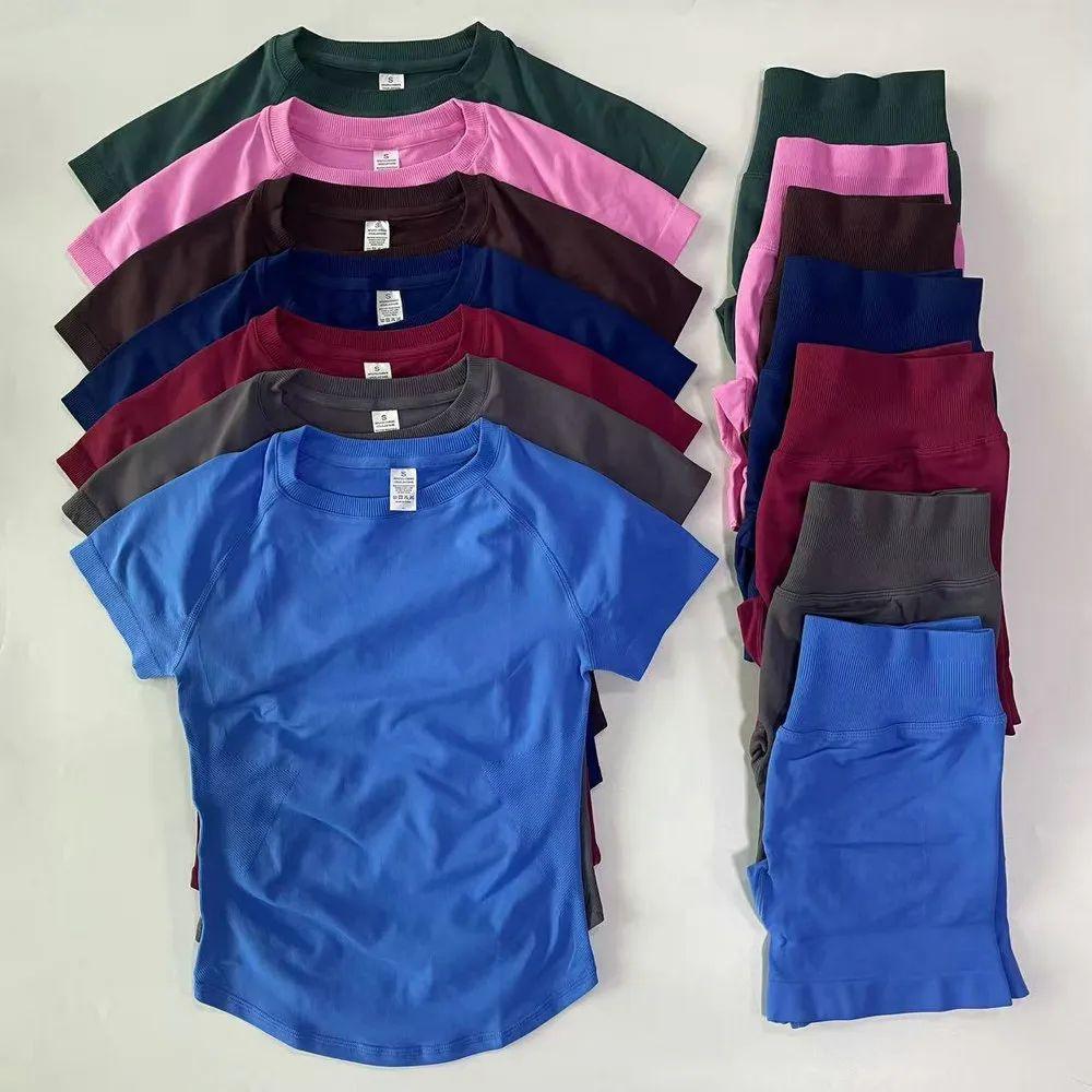 Dfyne Cross-Waist Hip-Lifting Shorts + Short-Sleeve Sports Set |   Seamless Knit Breathable Quick-Drying |   Fitness & Yoga Two-Piece Set