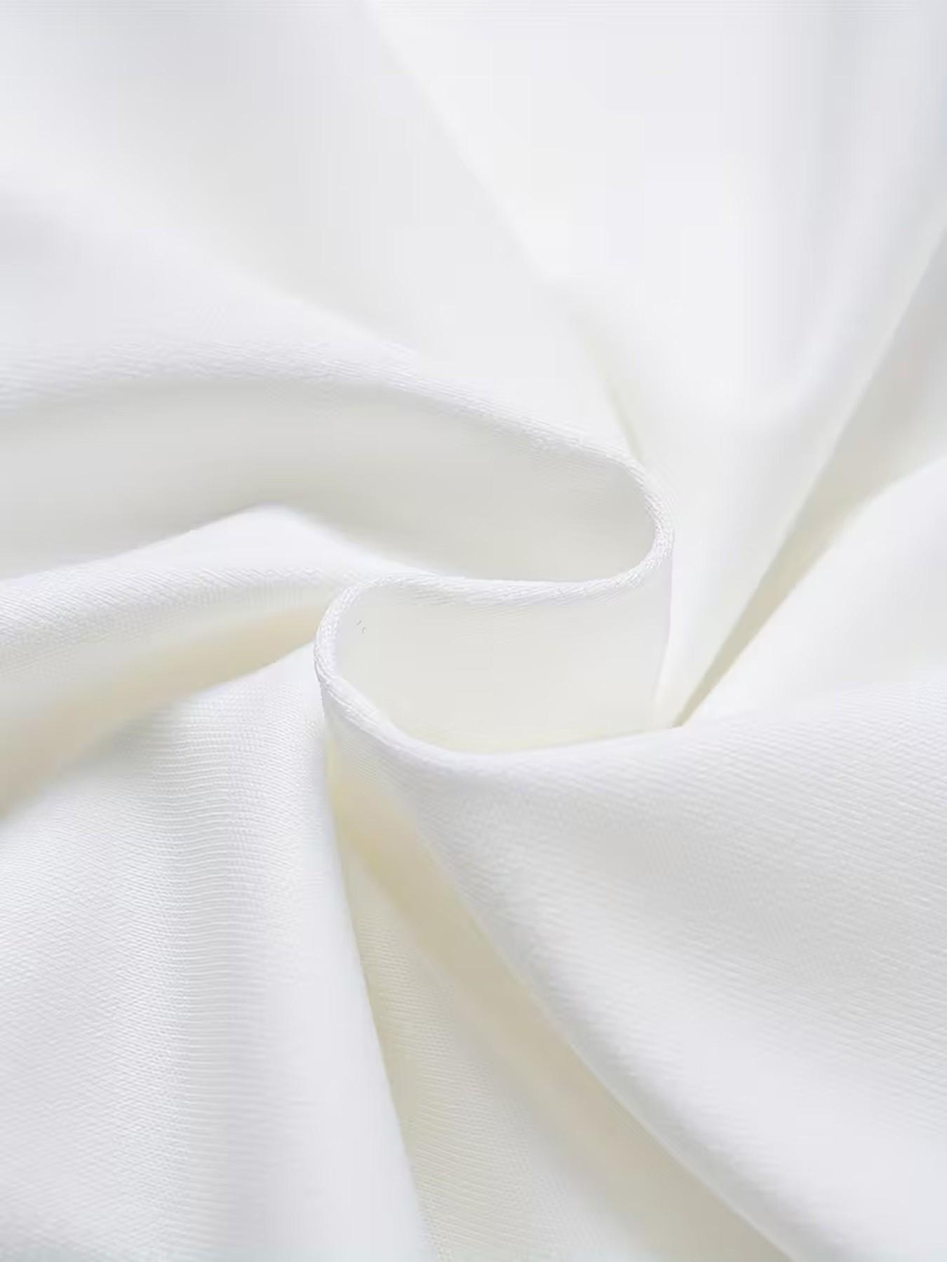 Men's Round Neck T-Shirt, Retro Western Desert Animal Geometric Print, Slim-Fit Casual Short Sleeve, Perfect for Daily Wear and Gifts