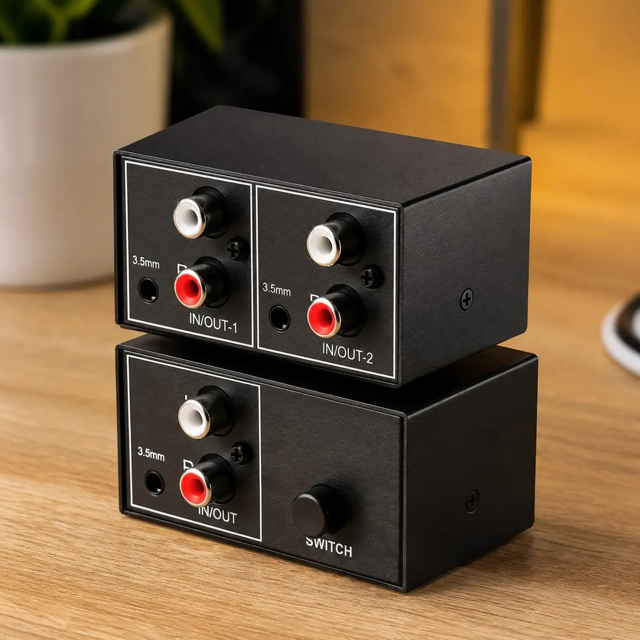 2 in 1 Out RCA Switcher Selector 3.5mm Aux + RCA L/R Bi-Directional Stereo Audio Switcher A/B Analog Audio Switcher Black Metal Case