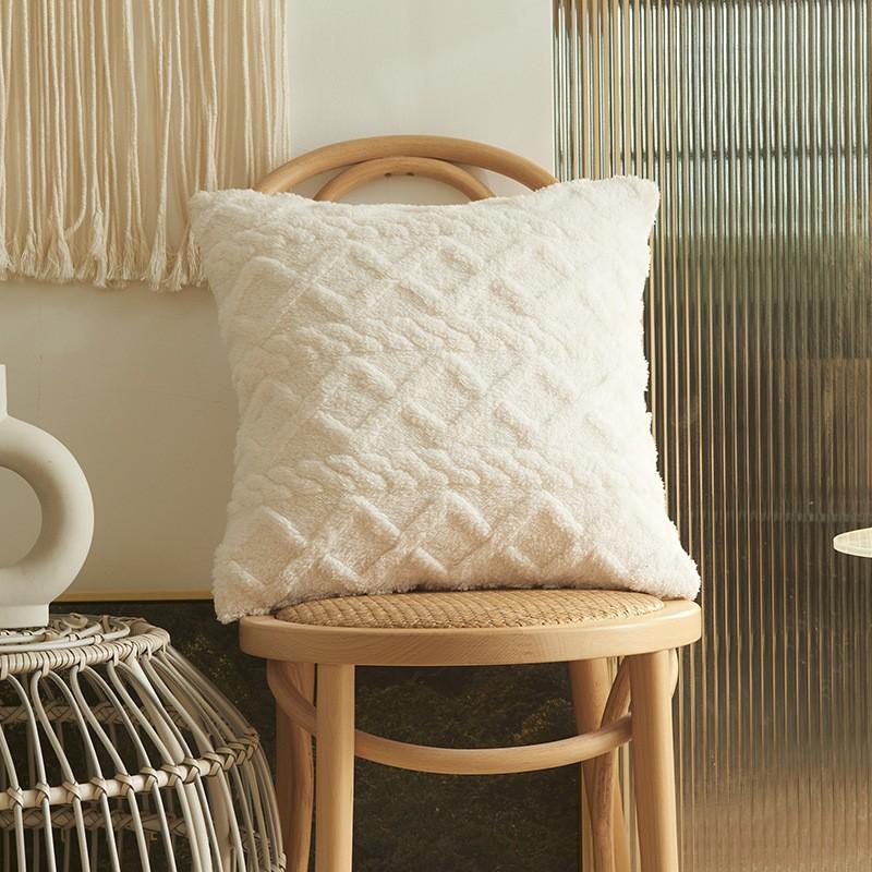 Plush Three-Dimensional Jacquard Pillowcase, Geometric Square Cushion Cover, Ideal for Living Room, Bedroom, Sofa, Chair, Versatile