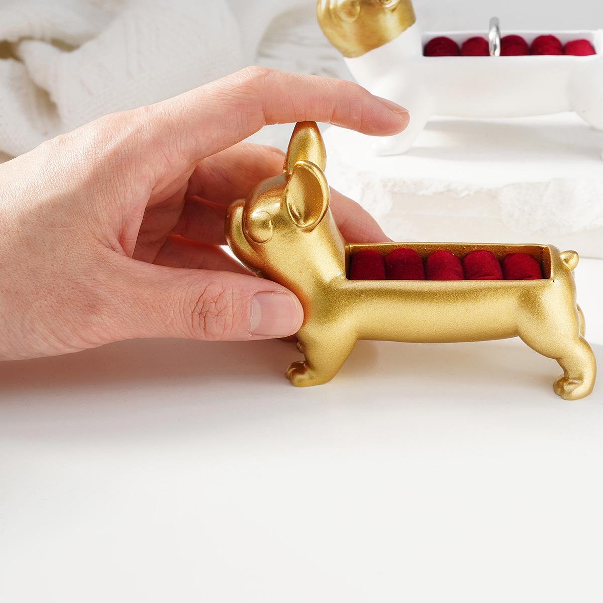 Creative Dog-Shaped Jewelry Display Stand, Resin Material Home Decor, Ideal for Rings, Necklaces, Bracelets, Earrings, Photography Props