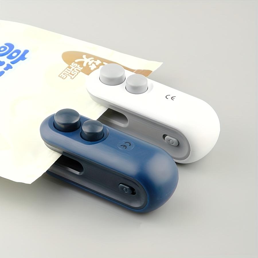 Portable Electric Plastic Heat Sealer, Mini USB Rechargeable Two-In-One Snack Bag Sealer, Compact Food Preserver Sealing Machine for Travel.