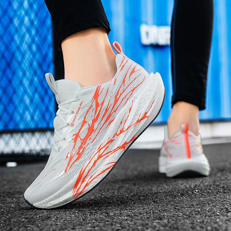 2026 Spring New Casual Couple Running Shoes, Lightweight Breathable Mesh, Outdoor Gym Sneakers, Men's and Women's Sports Shoes