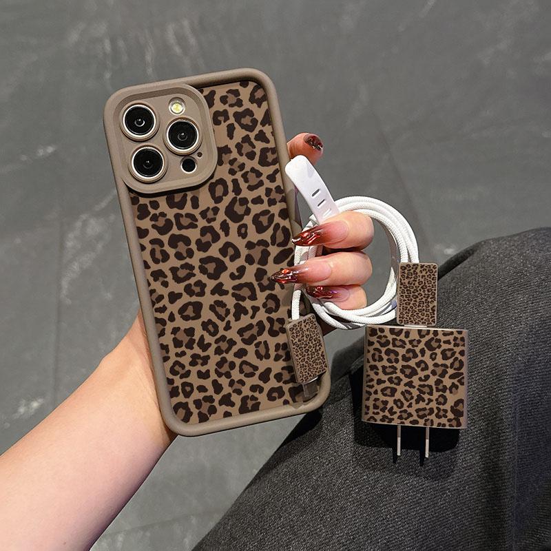 iPhone Case Set Leopard Print Design, Shockproof Phone Cover with Charger Protector & Cable Organizer Accessories for iPhone 15 Series