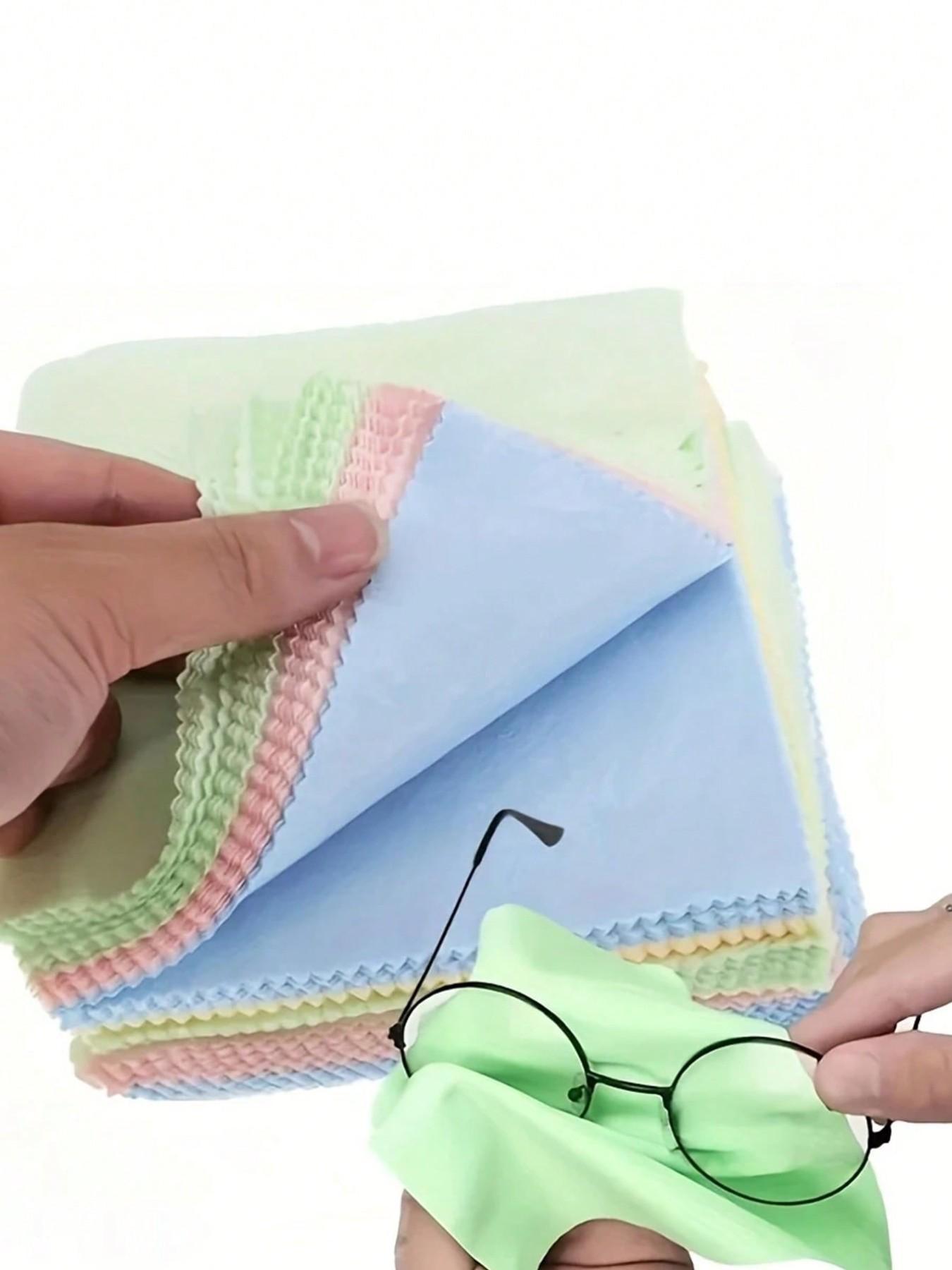 One cream-colored solid eyewear case, Glasses holder, easy to carry, waterproof and dustproof. Letter eyeglass hard case, letter pendant eyeglass case