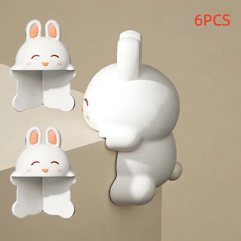 2/6PCS Cartoon animal-shaped baby corner protectors provide effective cushioning and reduce the risk of collisions.Suitable for various furniture, made of thickened PVC material, they can protect coffee tables, bedside tables, dressing tables, sinks, etc.