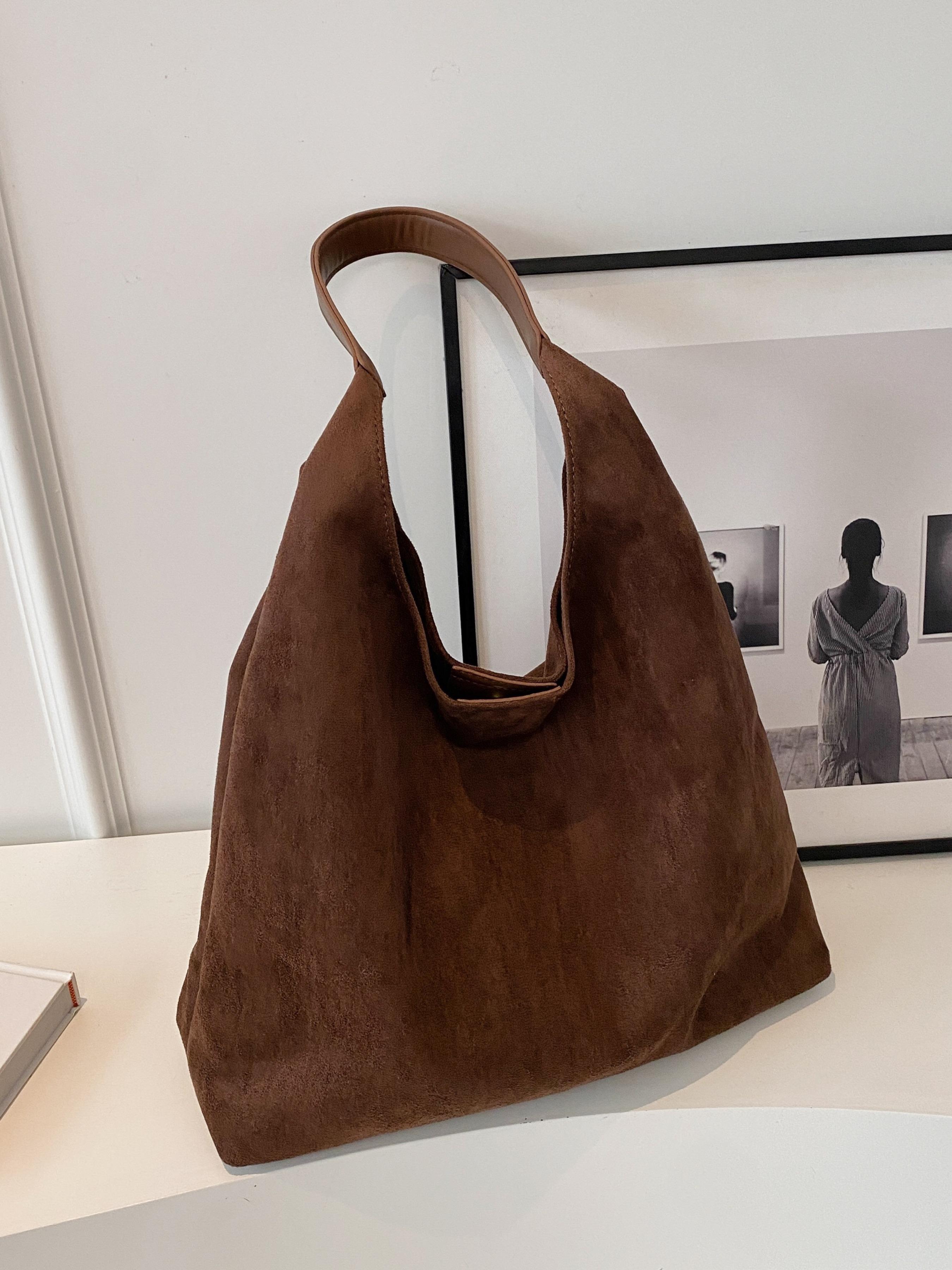 Elegant Shoulder Clutch Bag, Fashionable Shoulder Bag, Contemporary Plain Design, Large Capacity Commuter Fashion Accessory, Perfect for All Seasons