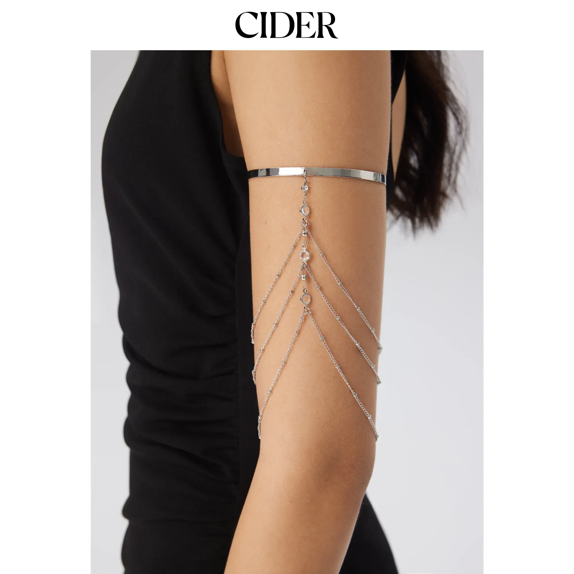 Cider RHINESTONE DECOR MULTI-LAYERED CHAIN OPEN ARM CUFF Cider RHINESTONE DECOR MULTI-LAYERED CHAIN OPEN ARM CUFF