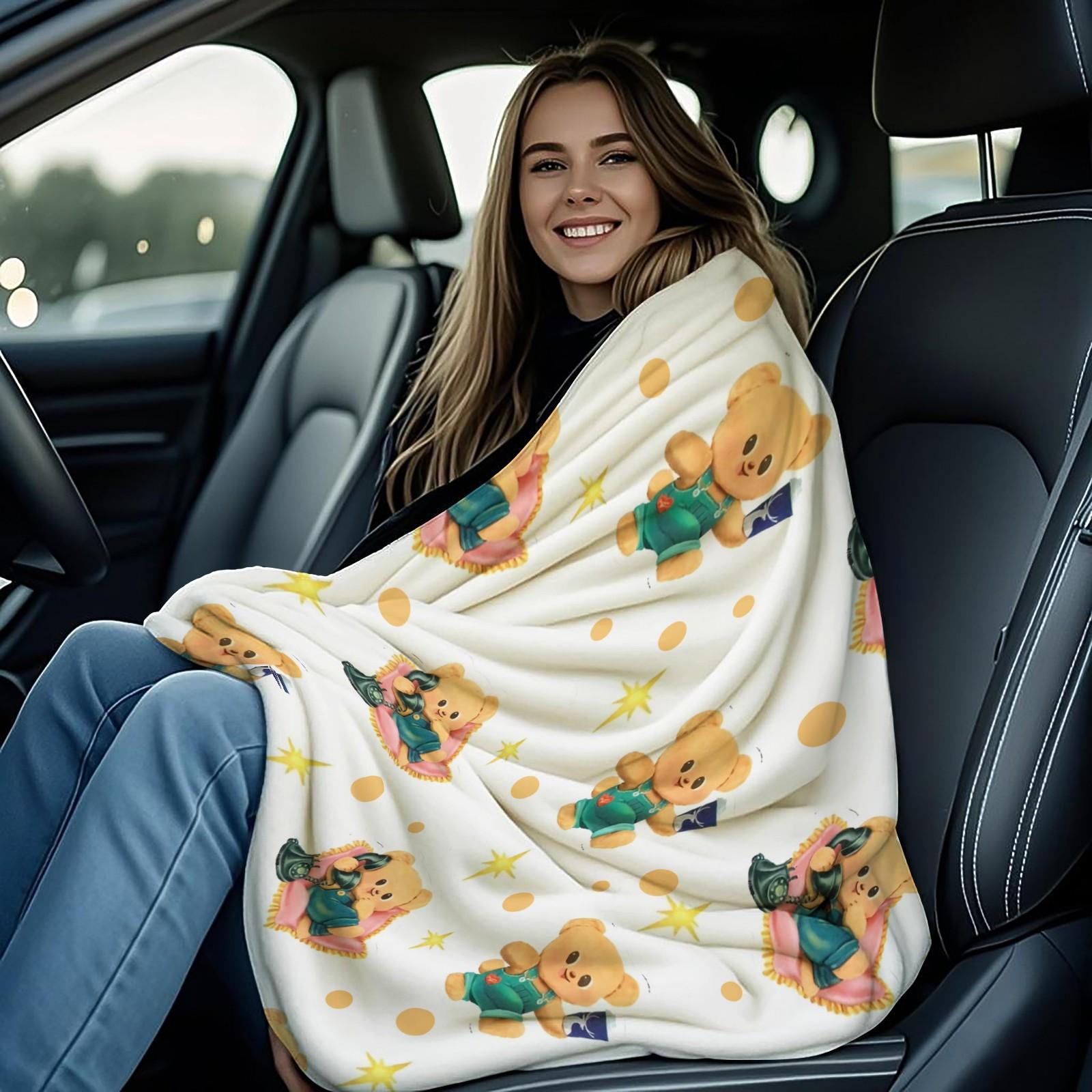 Cute Cartoon Bear Print Throw Blanket, Japanese Style Soft Teddy Bear Pattern, Skin-Friendly Soft Flannel Lightweight Cozy Blanket for Kids Bedroom, Nursery, Couch, Bed and Dorm, Lovely Aesthetic Home Decor, Ideal Birthday and Holiday Gift for Bear Lovers