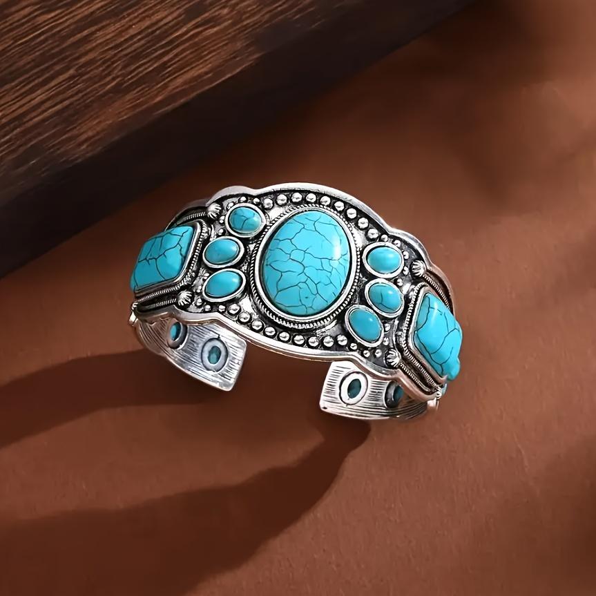 Women's Vintage Bohemian Natural Turquoise Round Bangle - Ethnic Theme, Beading Detail, Boho Beadwork, High-Quality Beads, Unisex Wear, Vacation Casual Accessory, Christmas Valentine's Day Gift Jewelry