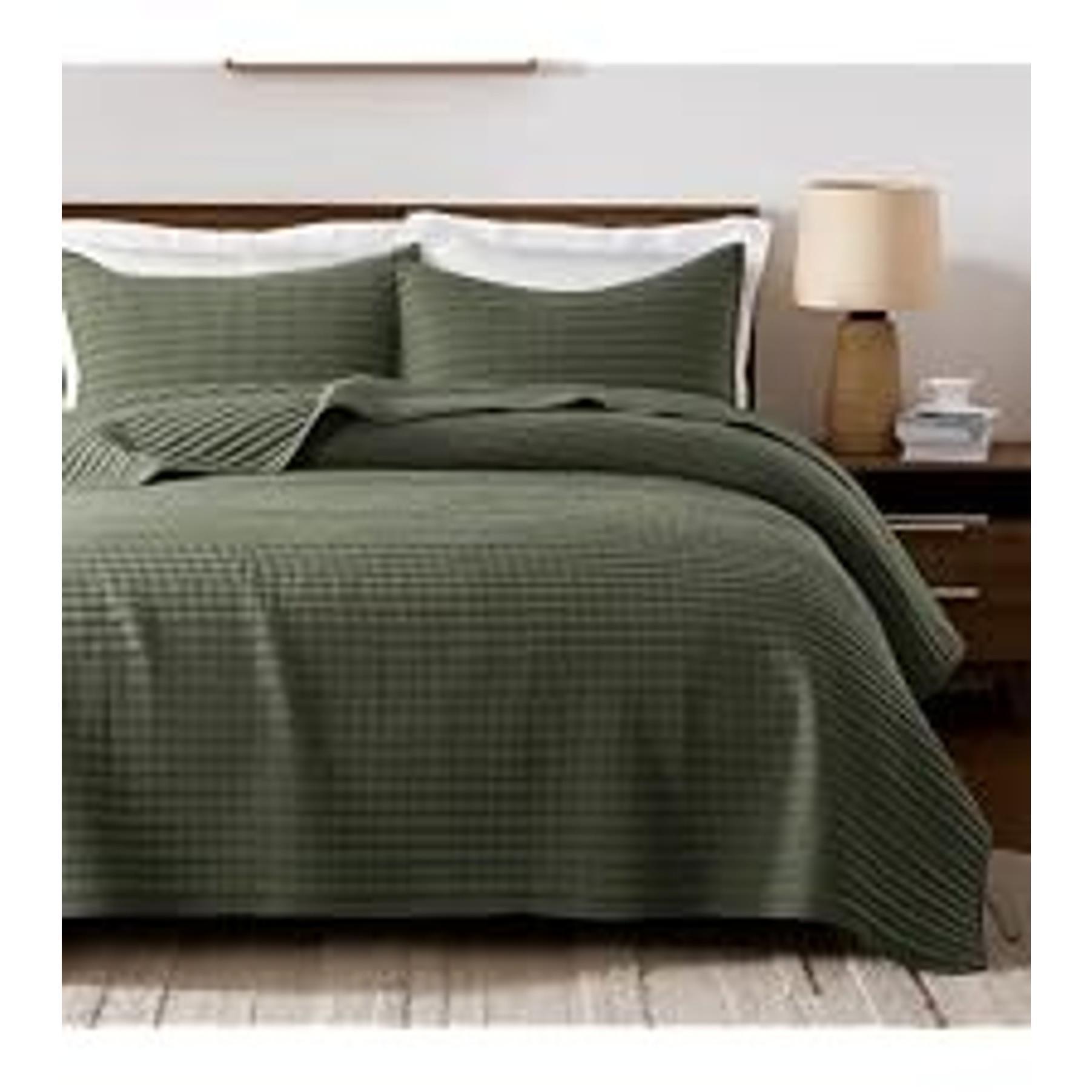 Queen Size 100% Cotton Striped White Bedding Set - Lightweight Crinkly Channel Pick Stitch Textured Bedspread, Shabby Chic Farmhouse Country Coverlet with 2 Shams for All Seasons