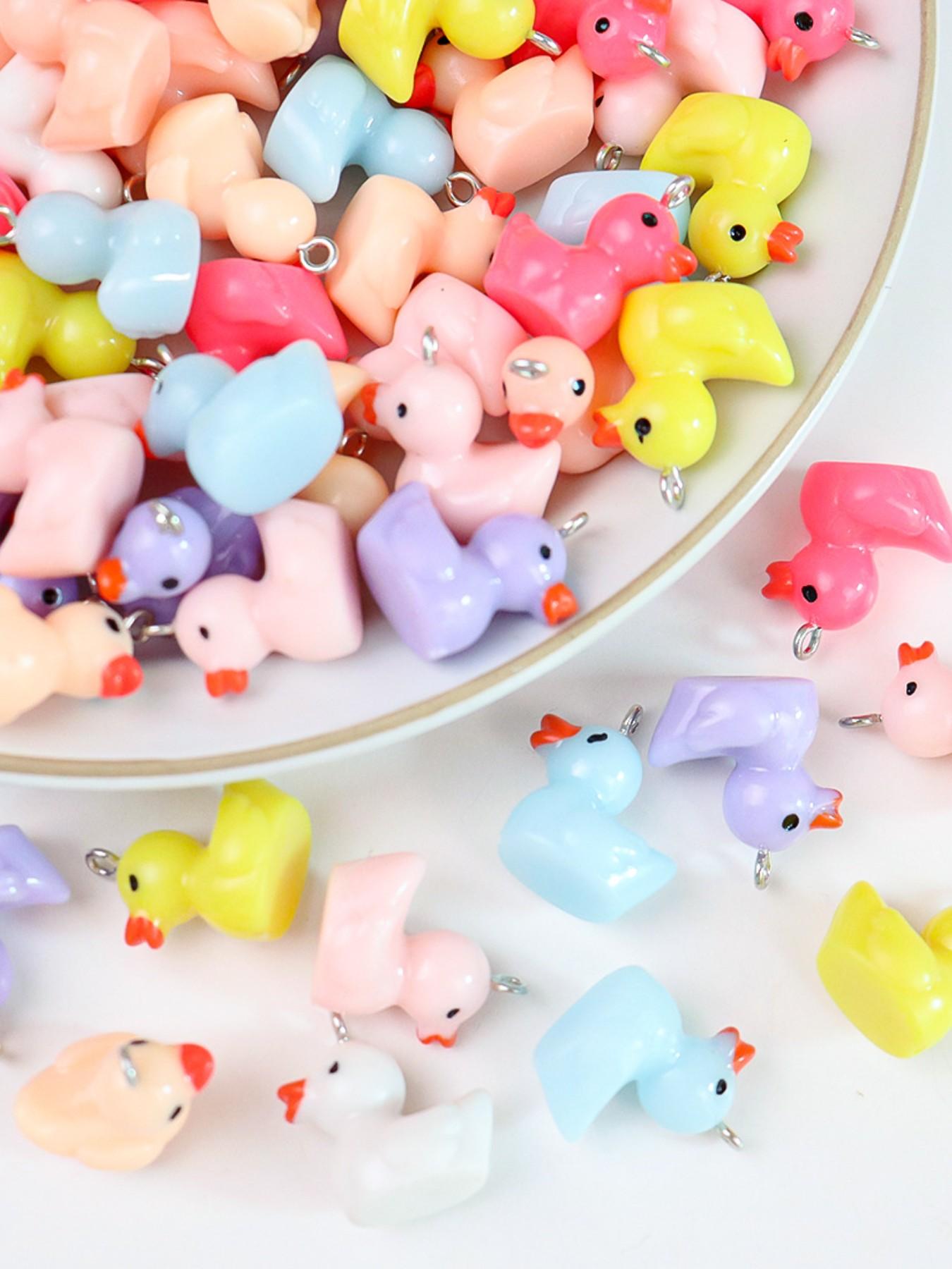 Resin Duck Pendant Charms DIY Jewelry Making Kit, Pack of 5 Resin Accessories for Earrings Keychains Phone Straps