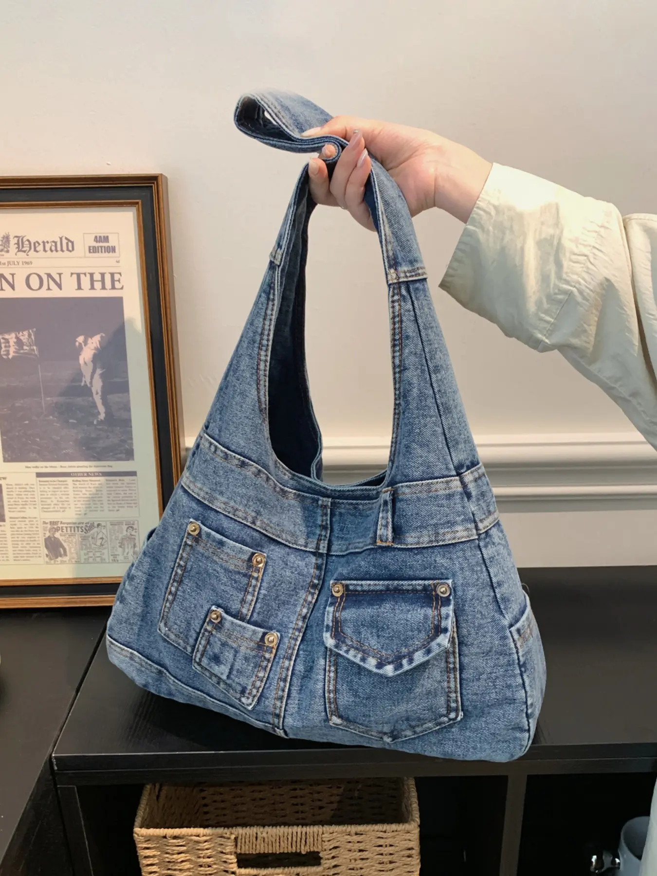 1pc Denim-Style Tote Hobo Bag, Trendy Utility Patchwork Shoulder Purse, Multiple Front Flap Pockets & Contrast Stitching Detail, Ideal for Women Casual Streetwear & Daily Essentials