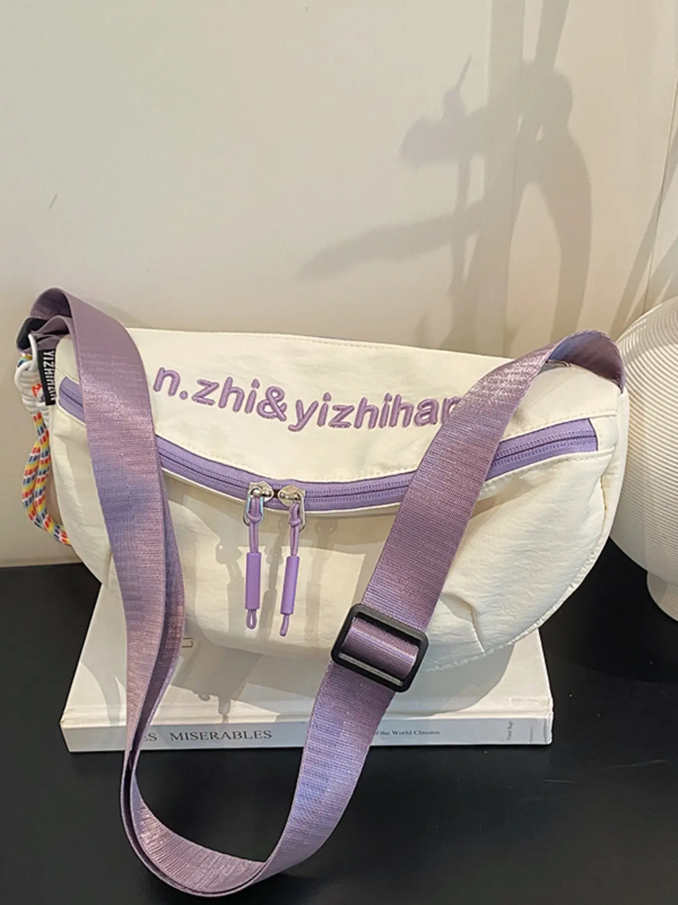 Women's Casual Bum Bag, Letter Zipper Closure, Large Capacity, Fashionable and Versatile, Ideal for Work, Travel, Outdoor Activities