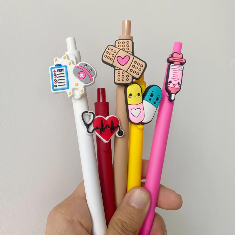 20/30pcs Cute Nurse-Themed Pens with Medical & Heart Patterns. Retractable black ink ballpoint pens, ideal for nurses, medical assistants and students. Perfect gifts for Nurse Week