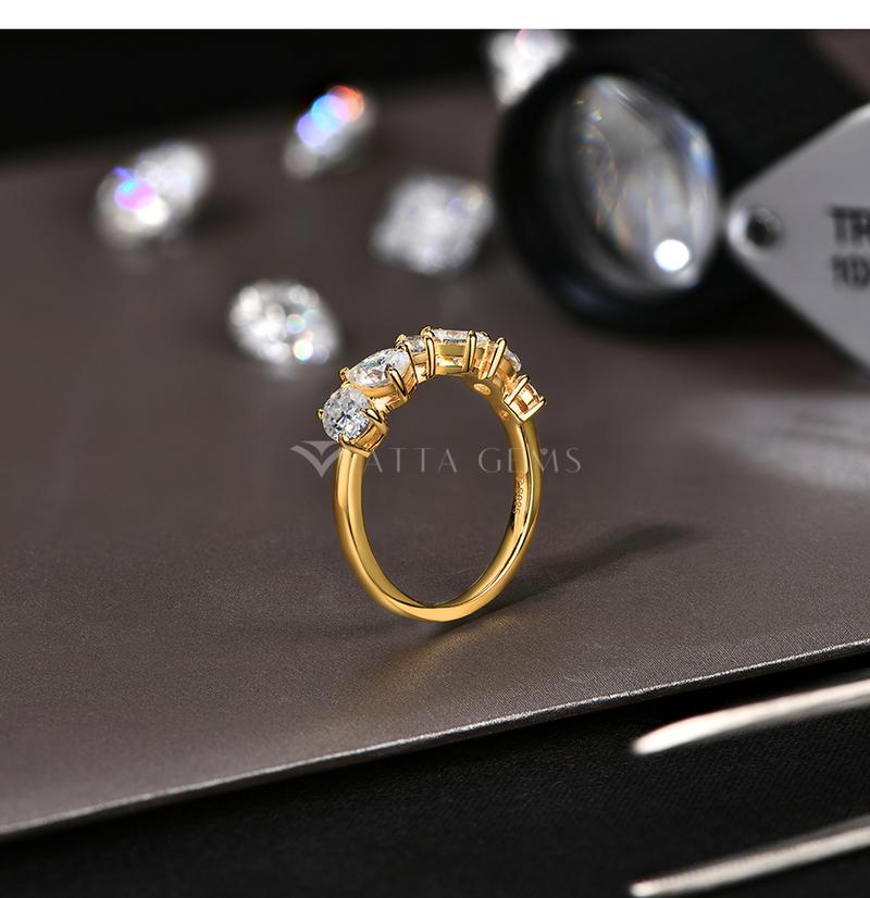 Pear&Round&Oval Cut sparkling Synthetic Moissanite ring D Color VVS1  Anniversary Gift R142