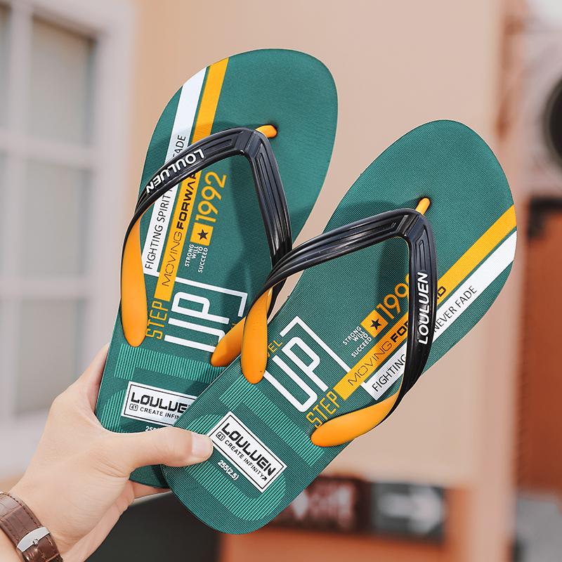 Men's Flip-Flops with Letter Print, Casual PVC Sandals, Comfortable Beach Shoes, Lightweight Slippers for Home, Bathroom, and Beach