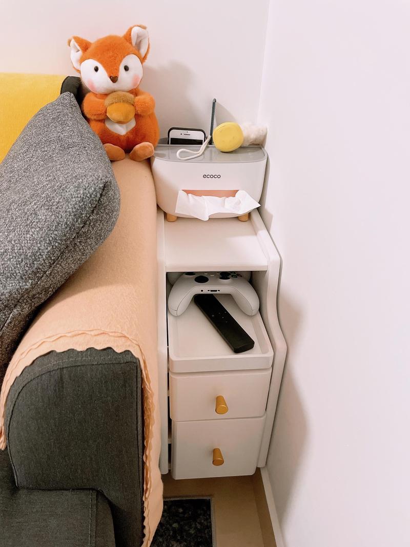 Elegant Small Nightstand, Solid wood - No MDF, Space-Saving Bedside Table with Drawers