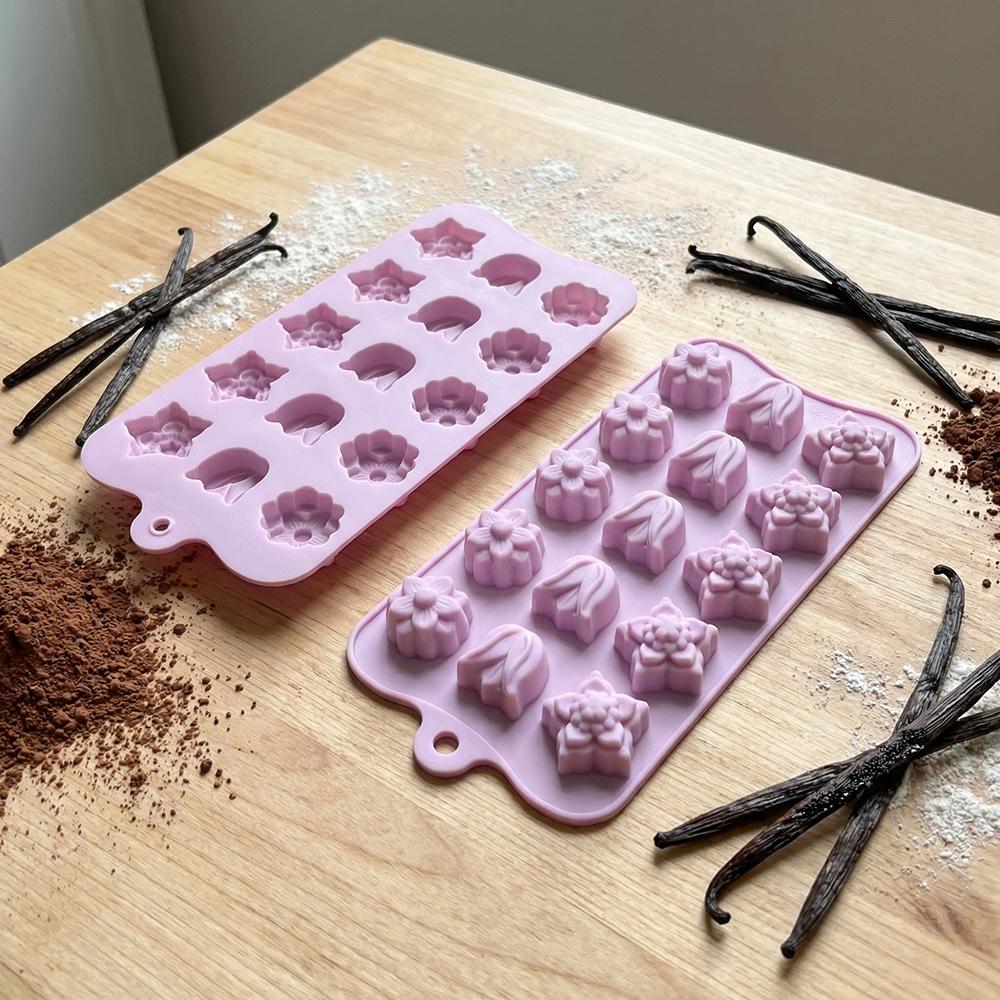 3pcs Tulip Shape Chocolate Silicone Molds, DIY Candy Pudding Baking Cookie Birthday Cake Decoration, 15 Cavity Mold Set