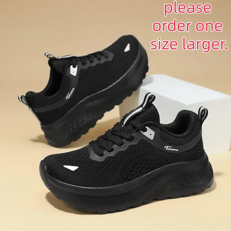 Women's Fashion Wide Toe Sneakers, Breathable Mesh, Thick Sole, Shock Absorption, Lightweight, Sporty Style, All Seasons, Medium Width, Athletic Casual Sneakers.The upper fabric has limited stretch, so we recommend ordering one size larger.