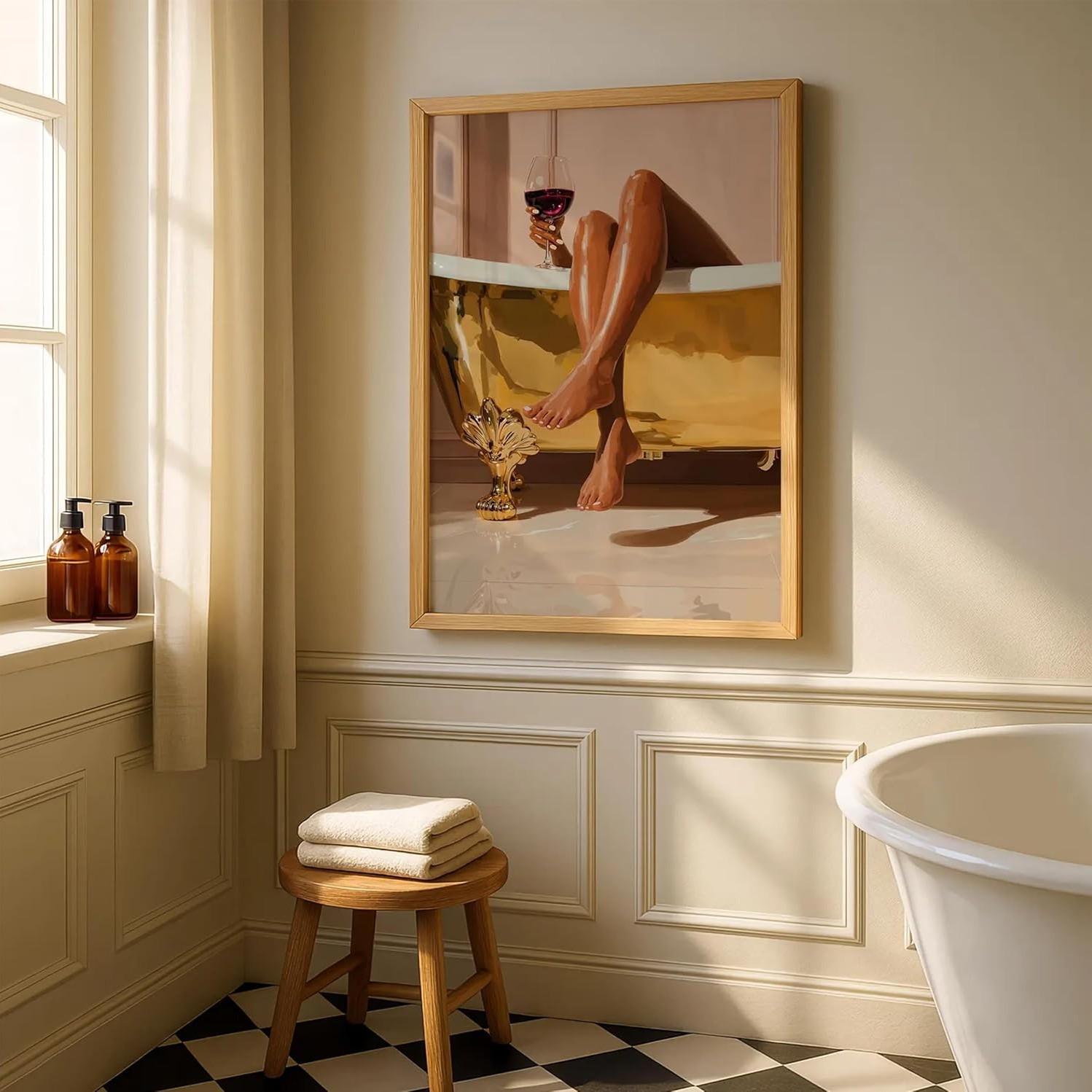 3Pcs Stylish Black Girl Bathroom Wall Art Modern Art Design Gold African American Women Posters Prints Personalized Bathroom Aesthetics Images Wall decor for Bathroom Living Room Bedroom Unframed