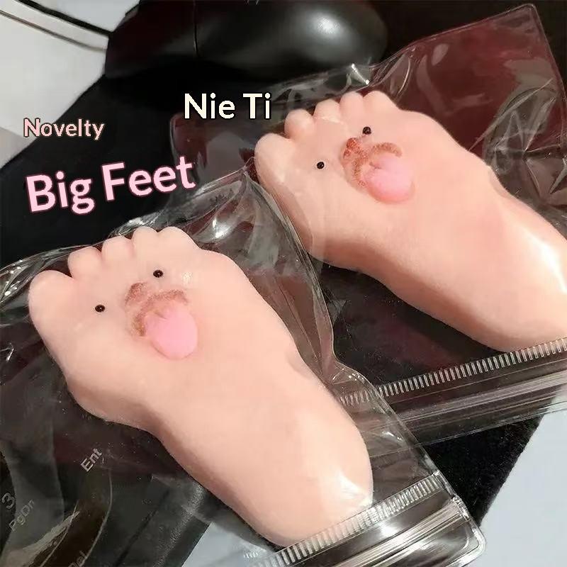 Cartoon Big Foot Squishy Toy, Kawaii Squishies, Soft and Stretchy Stress Relief Fidget Toy, Perfect for Work and Study, Fun and Relaxing Gift Idea