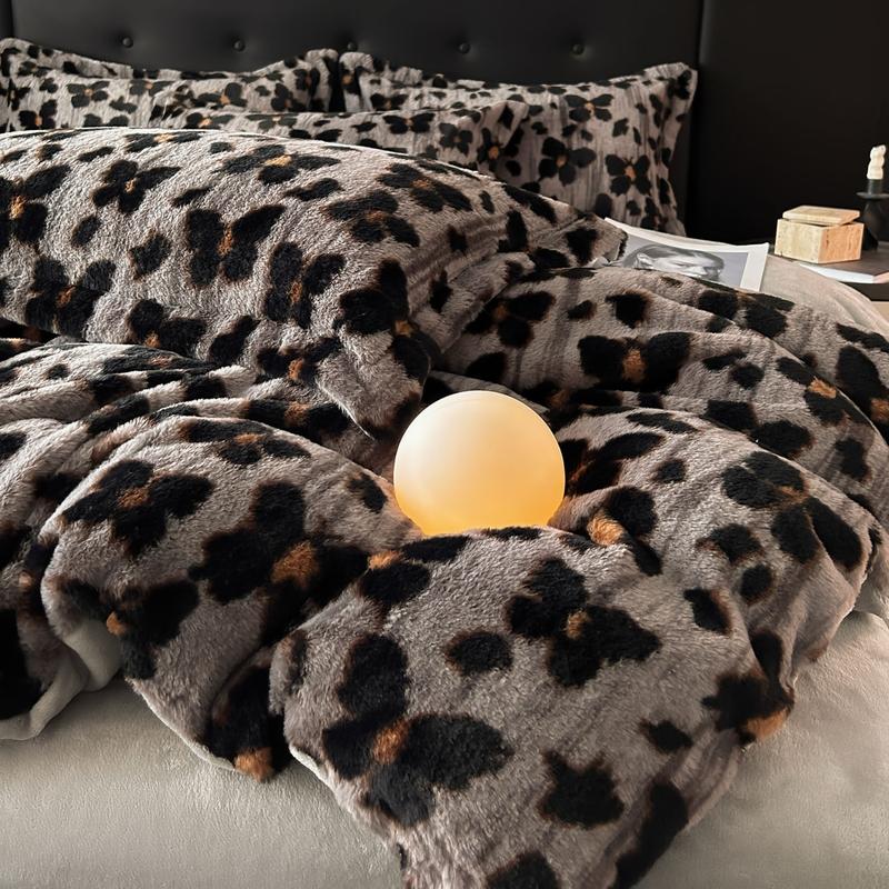 Luxury Faux Rabbit Fur Leopard & Butterfly 3 Piece Bedding Set, Ultra Soft Warm All-Season Duvet Cover with Zipper Closure + 2 Pillowcases, Elegant Solid Color Design, Cozy Bedroom/Living Room/Dorm Bedding Décor, Perfect Gift, Soft Bedding Sets