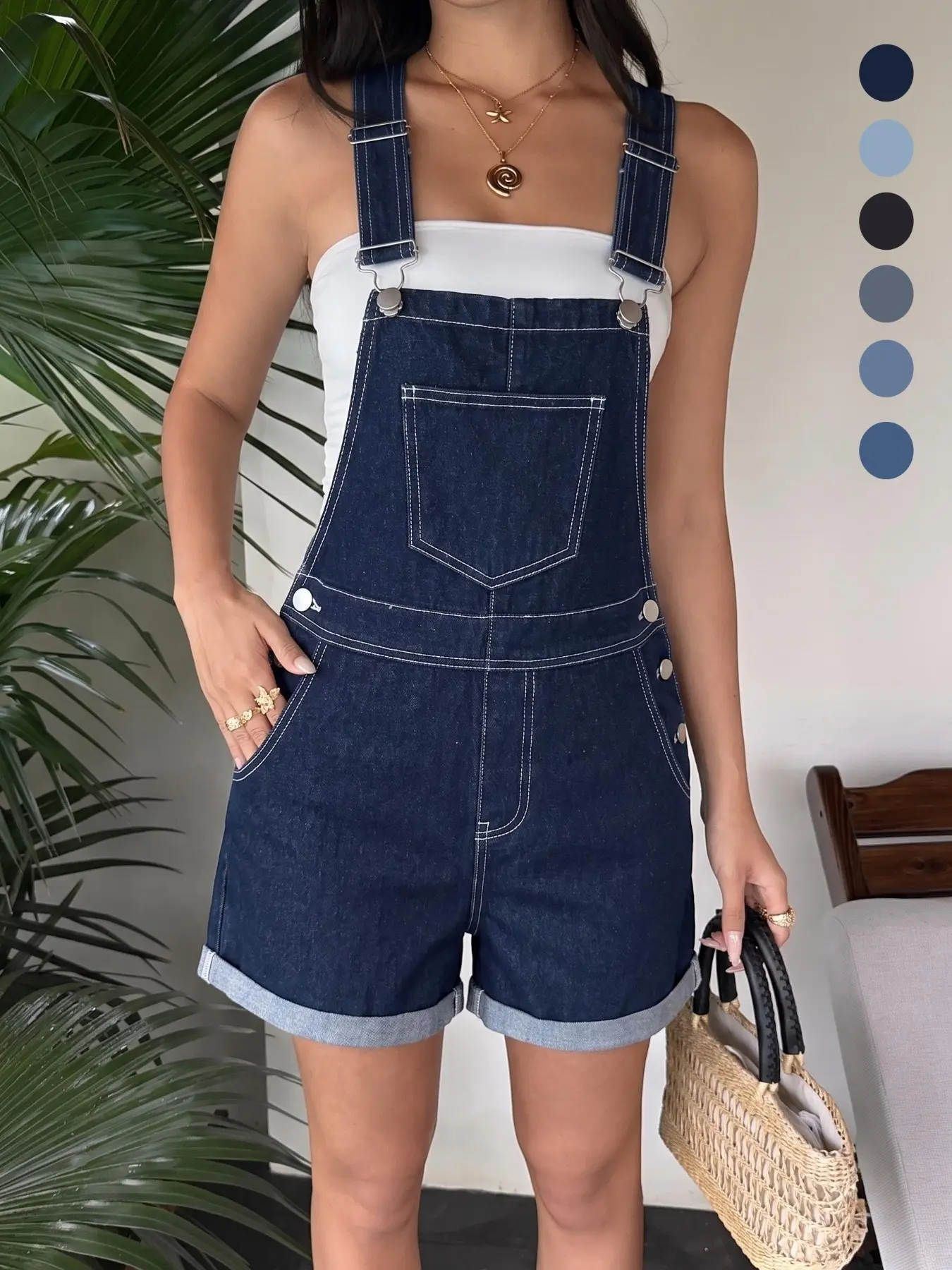 Women's Vintage Washed Denim Jumpsuit, Adjustable Straps, Multiple Pockets, Rolled Hem, Casual Loose-Fit, Fashionable and Versatile