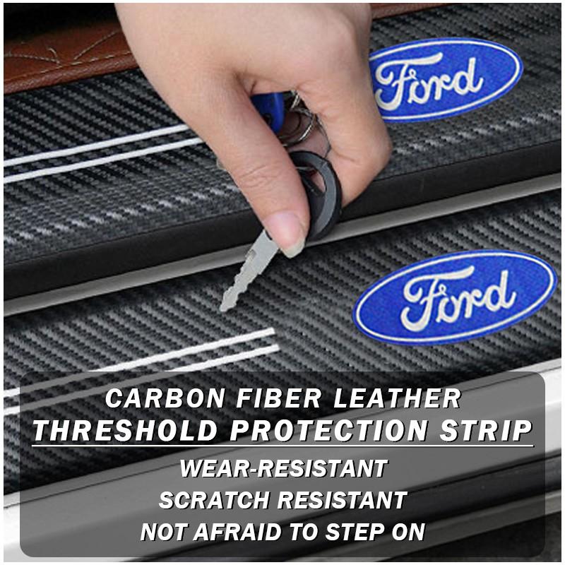 5Pcs/Set Car Badge Logo Universal Door Sill Sticker Trunk Guard Sticker Decorative Anti-Kick Anti-Scratch 3D Carbon Fiber Protective Film Car Accessories Suitable for Ford Focus 2 3 4 MK2 MK3 MK4 ST F150 Mondeo Fiesta Fusion Ranger Mustang Shelby Kuga Edg