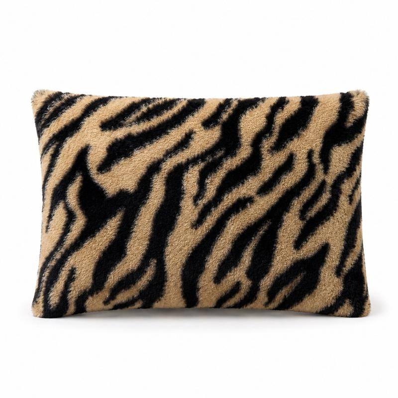 Luxury Faux Rabbit Fur Pillowcase, Leopard/Tiger/Butterfly Print & Solid Color Decorative Pillow Cover, Ultra Soft Plush Fluffy Cozy Bedding, Queen Size 50 x 75 cm (19.7 x 29.5 in), All-Season Decor for Bedroom, Dorm, Sofa & Guest Room