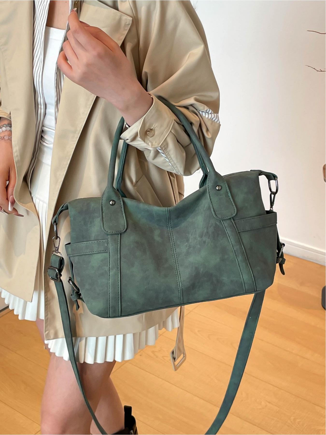 This vintage-style leather handbag is a large-capacity crossbody, shoulder bag, Pu Tote Satchel suitable for commuting, shopping, short trips, work, and everyday accessories. Available in multiple colors, it's versatile and easy to match.