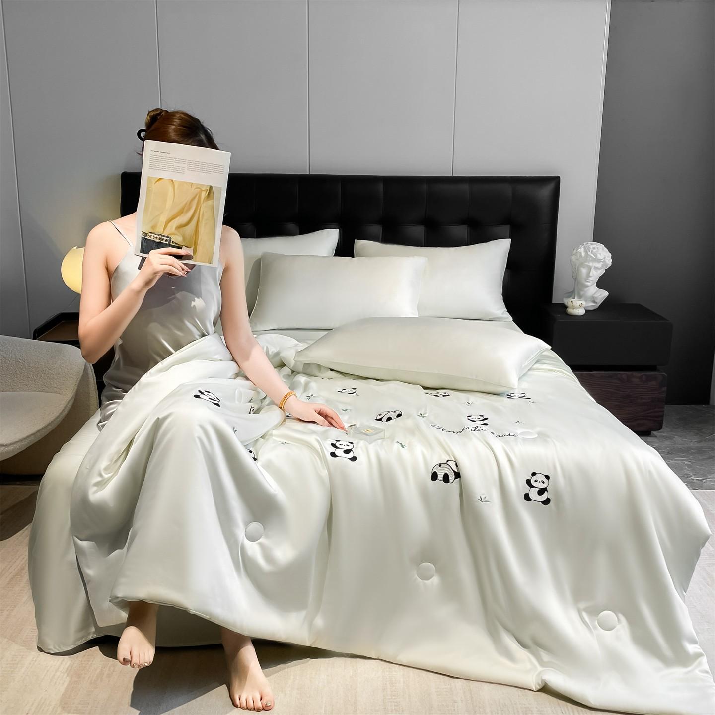 YHFYHF Panda Embroidered Summer Quilt, Soft Breathable Lightweight Cooling Blanket, Multiple Sizes and Colors, Ideal for Bedroom and Dormitory