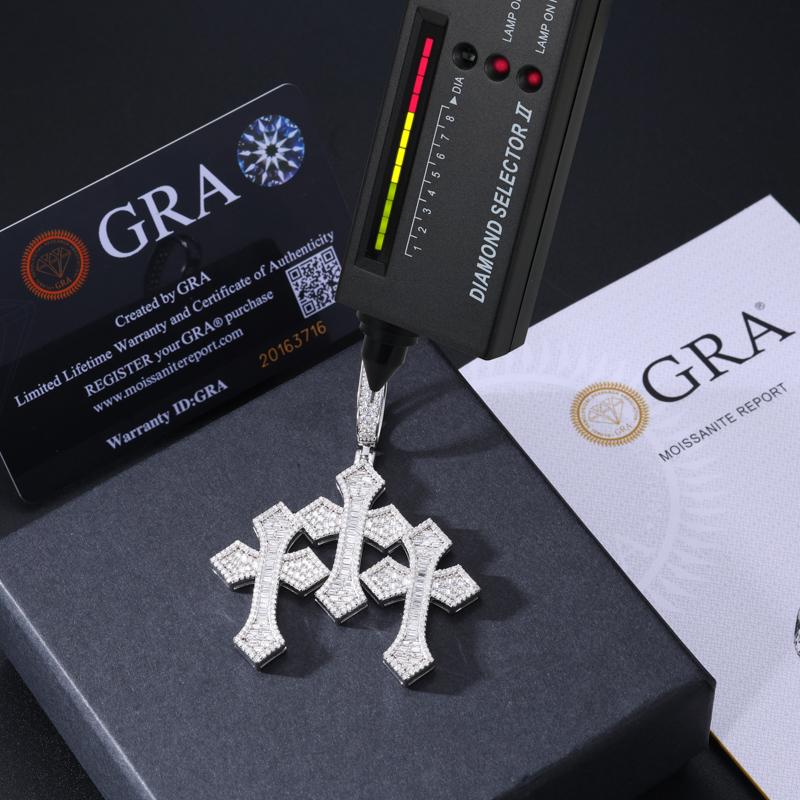 【P632】Triple Cross Pendant S925 Sterling Silver Synthetic Moissanite Pendant Necklace Cross Pendant Fashion Suitable for Men and Women Hip Hop Rap Jewelry Halloween