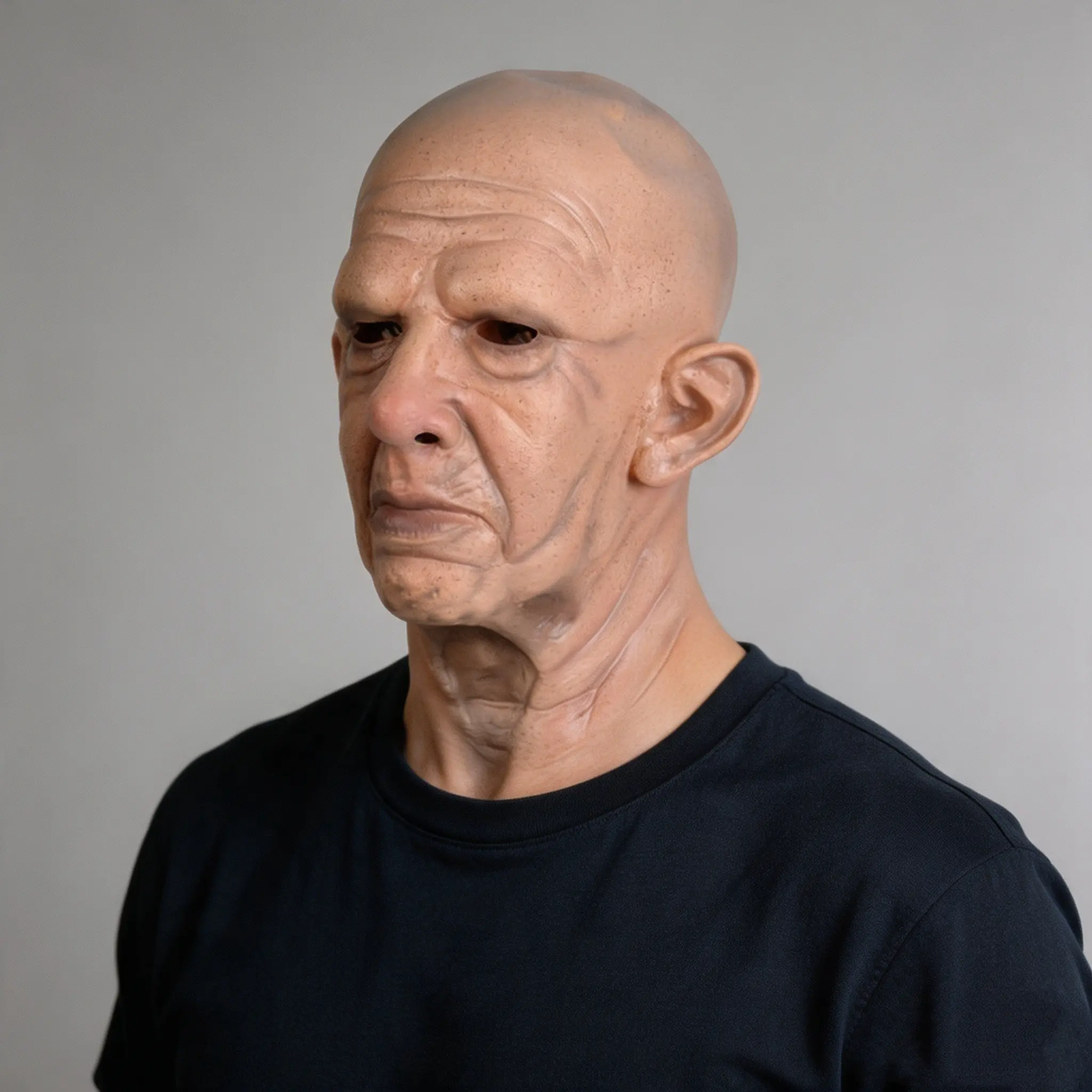 Super Realistic Old Man Mask, Scary Latex Mask for Halloween, Lifelike Wrinkles, Full-Head Design, One-Size-Fits-All, Cosplay Prank