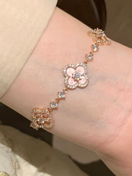 Women's Four-Leaf Clover Bracelet with Sparkling Quartz, Adjustable Allergy-Free Waterproof Design, Rose Option Available, Flower Design Bracelet